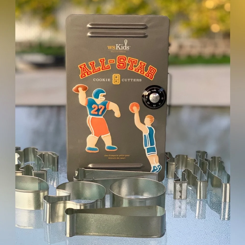 Williams-Sonoma All-Star Sports 8 Cookie Cutter Set in Sports Locker Design Tin